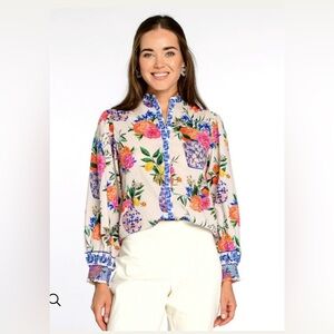 Elizabeth and James chinoiserie vase button up blouse